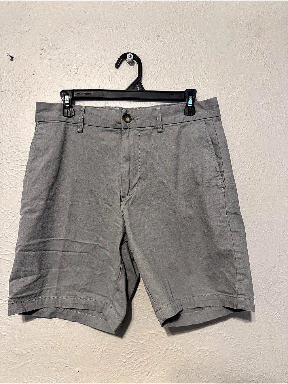 Old Navy Slim Built-In Flex Chino Shorts Gray Waist 31